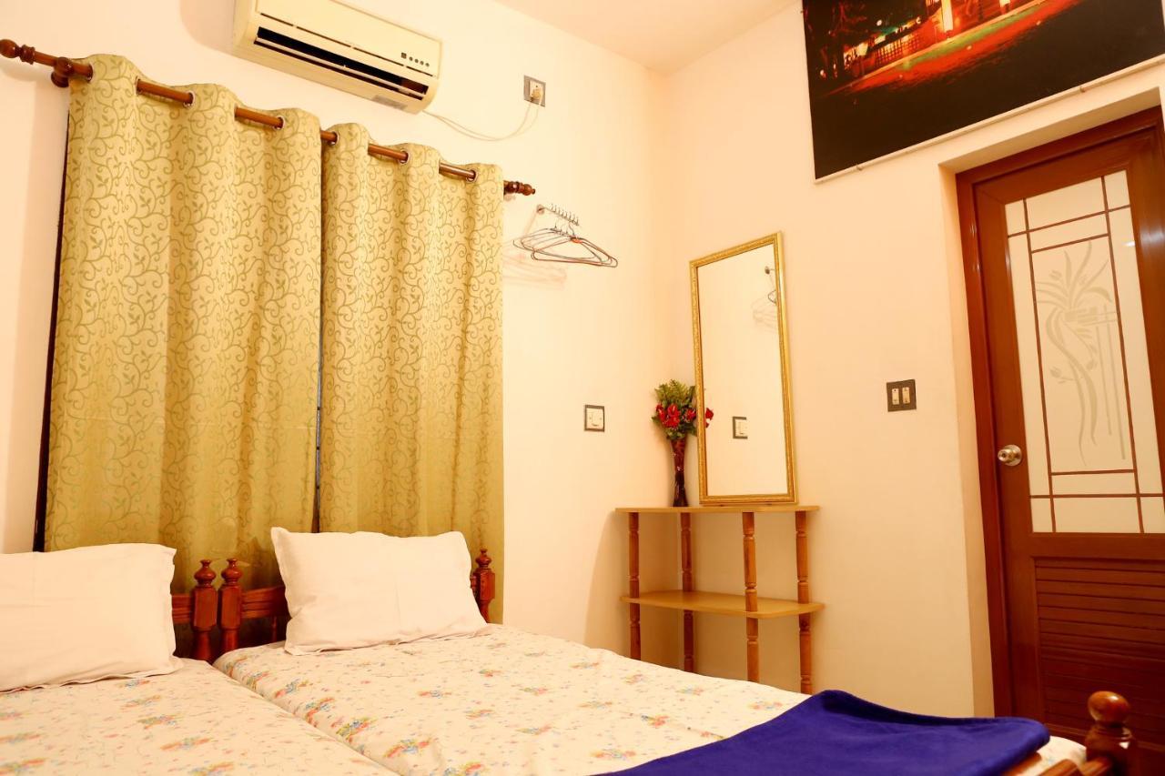 Bed and Breakfast Das Residency Коччи Экстерьер фото